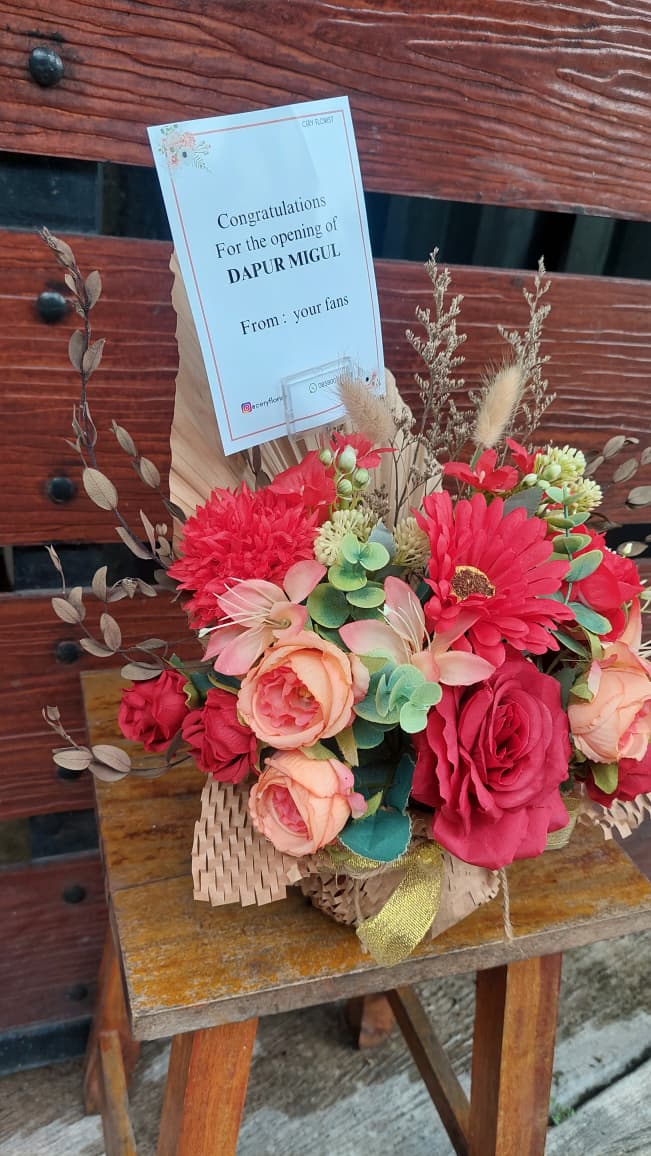 Vas Bunga Meja Bunga Palsu 200k